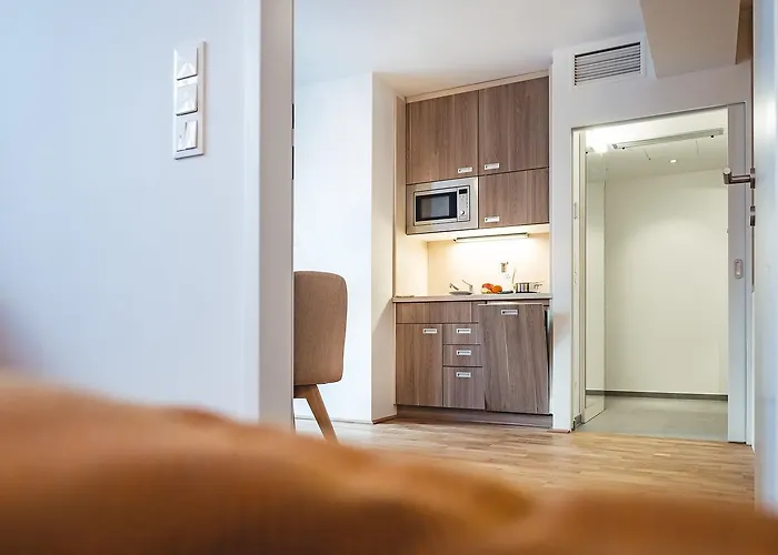 Oliver Urban I With Self Check-in 4* Bécs
